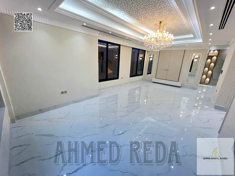 فيلا فاخرة بتصميم كلاسيكي في موقع متميز أمام مجمع أزها، وبسعر يشمل رسوم التسجيل ونقل الملكية.63891692267393112