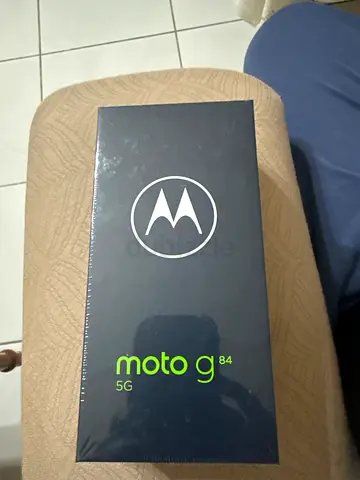 Brand New Motorola Moto G84 5G - Unboxed