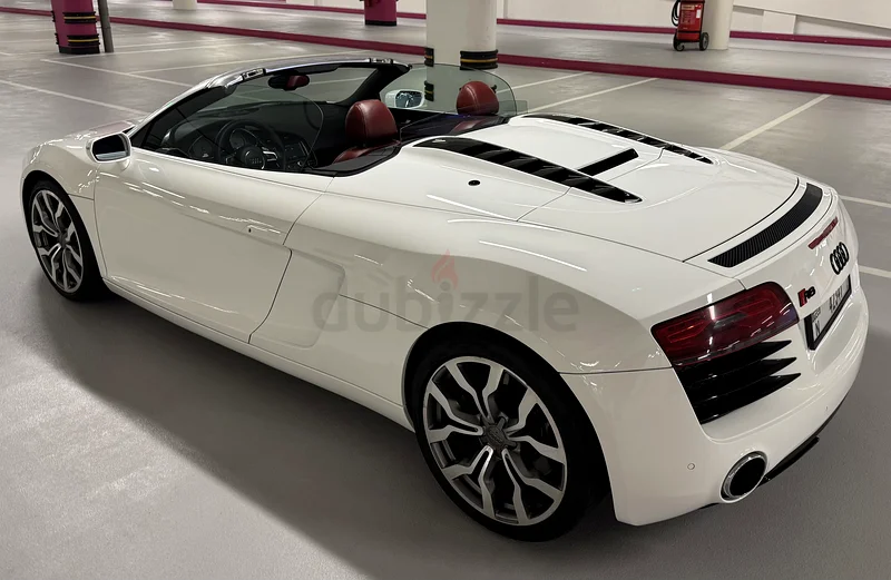 LIKE NEW!! GCC (2016) FULL SERVICE R8 SPYDER IN PERFECT CONDITION63398608478722114