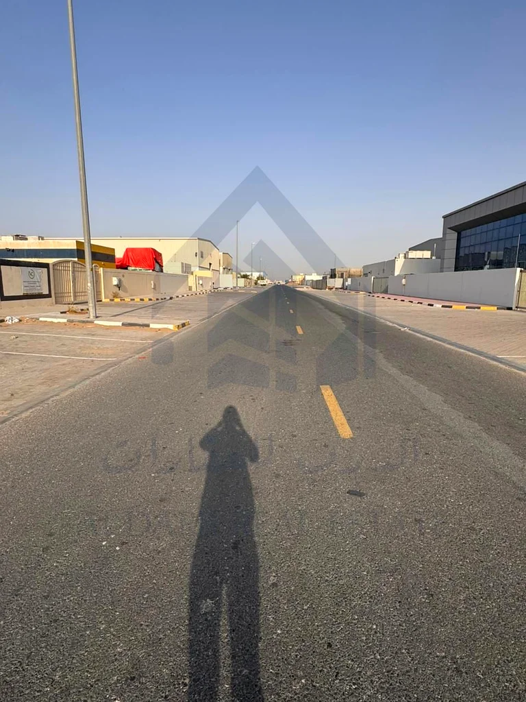 14,000 Sqft / Ready / Vacant / Sajja Hanu63820961457411113