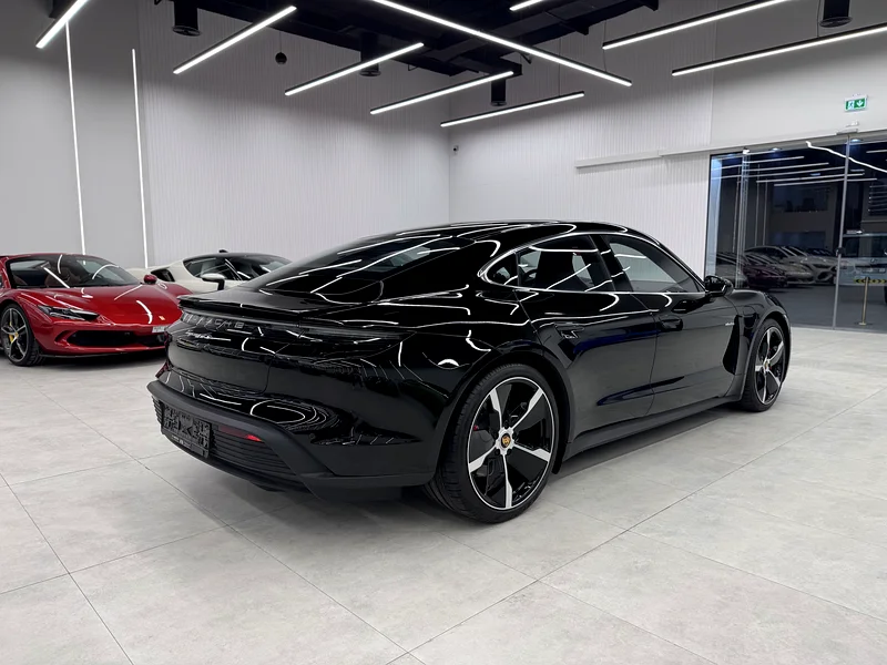 GCC specs Al Naboodah Brand new Porsche Taycan 4S Zero km63398647374339114