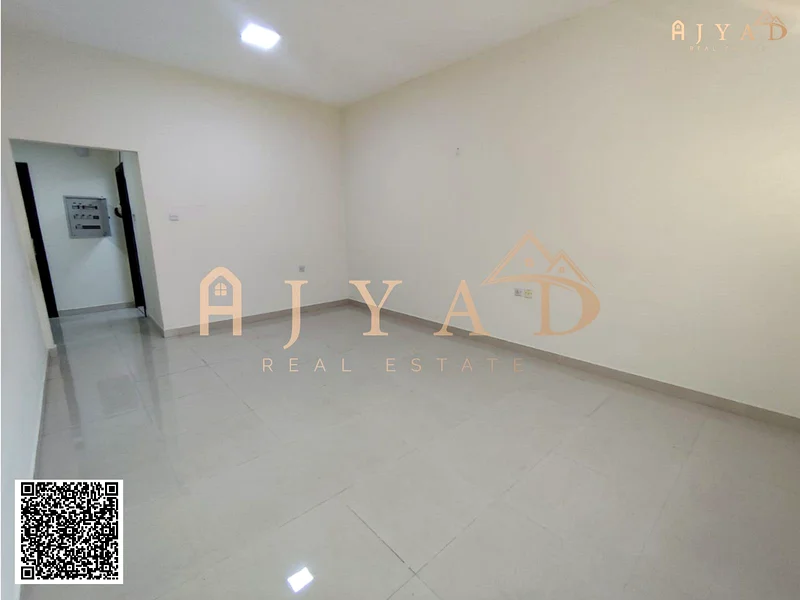 شقة مكونة من غرفتين وصالة في المرابع 3 بسعر مناسب | 1060 قدم مربع | 40,000 درهم في 4 شيكات63718951049217112