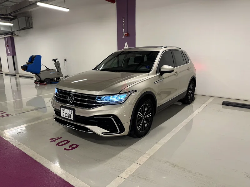 Volkswagen Tiguan Gulf version, full option, agency paint63398576412033119