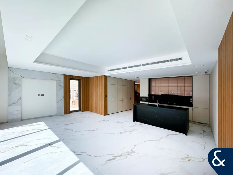 Lagoon Backing | Brand New | 3 Bedroom63405173576706114