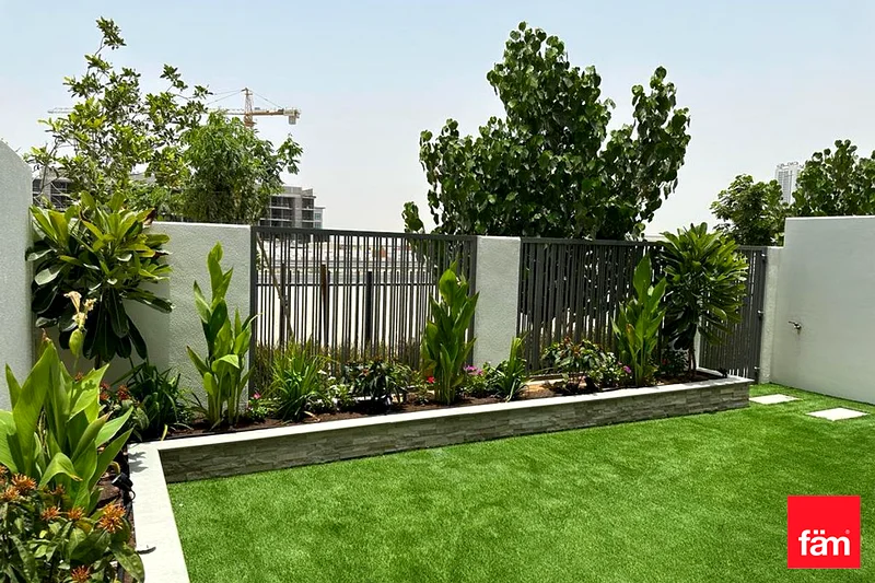 Vacant | Single Row | 3 Bed plus Maid63929581111937111