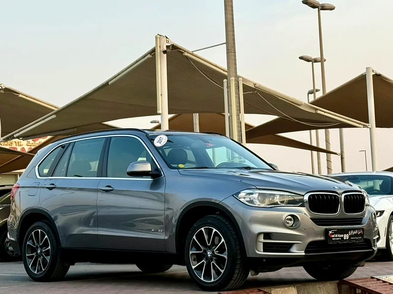 BMW X5 - 2017 Gulf, fully loaded, in excellent condition.63405749215746111