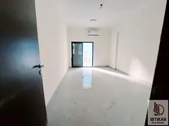 FULLY RENOVOATED HUGE 1BHK WITH SIPLET A/C+CLOSE HALL IN AL MAHATAH PARK SHARJAH
