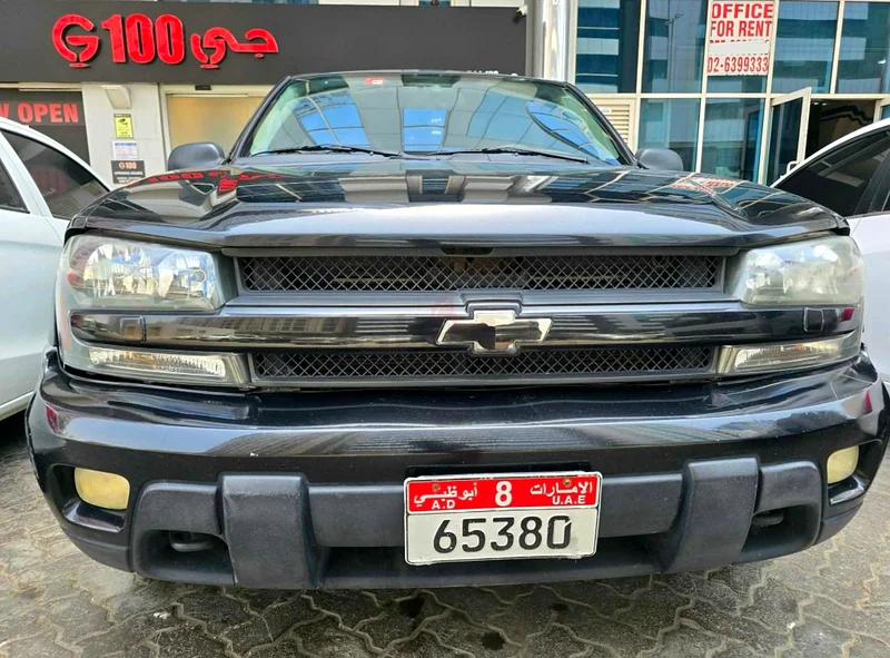 أحتاج إلى سيارة أخرى، ولهذا أبيع هذه السيارة633985562103051117
