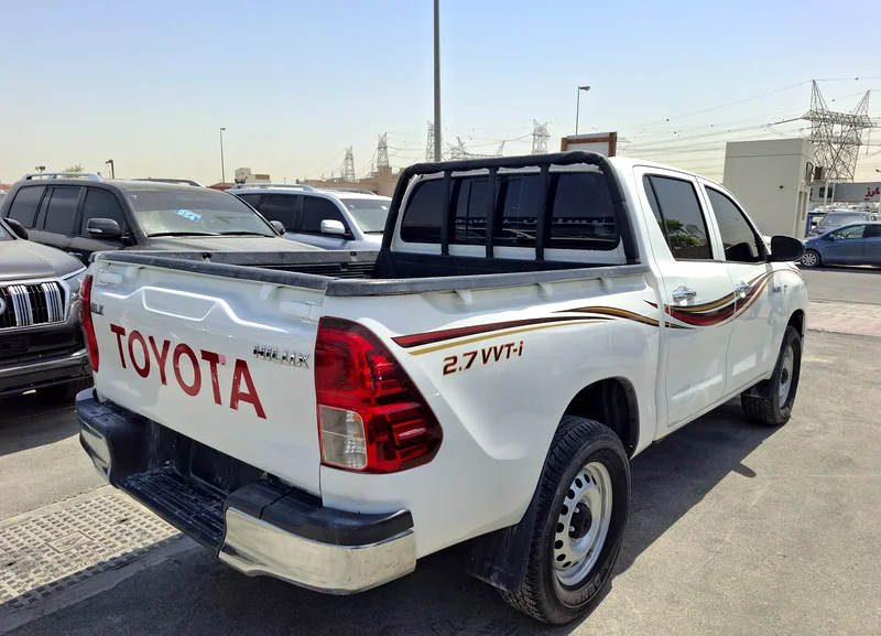 Toyota Hilux 2.7L 2019 DC MT White Petrol (Export Only)63401312711938111