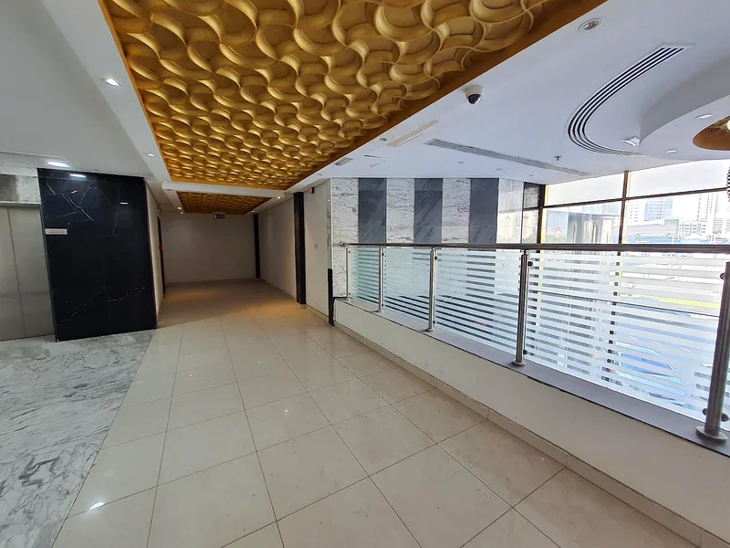 SAPRATE PARTITIONS 1150 SQFT OFFICE AVAILABLE FOR RENT WITH A/C, NEAT AND CLEAN, NEAR SHARJAH PALACE HOTEL, OPPOSITE NESTO HYPERMARKET ON MAIN ROAD, AL TAWUN ROUNDABOUT63402806906625114