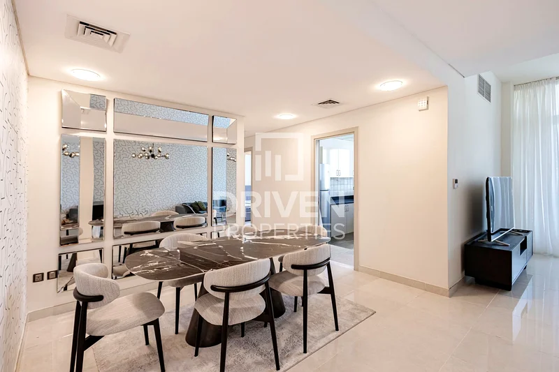 Elegant Unit | Community View | Prime Location63973718279171112
