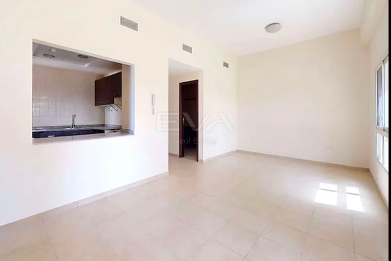 2 BEDROOM | UNFURNISHED | WITH BALCONY63917564573826112