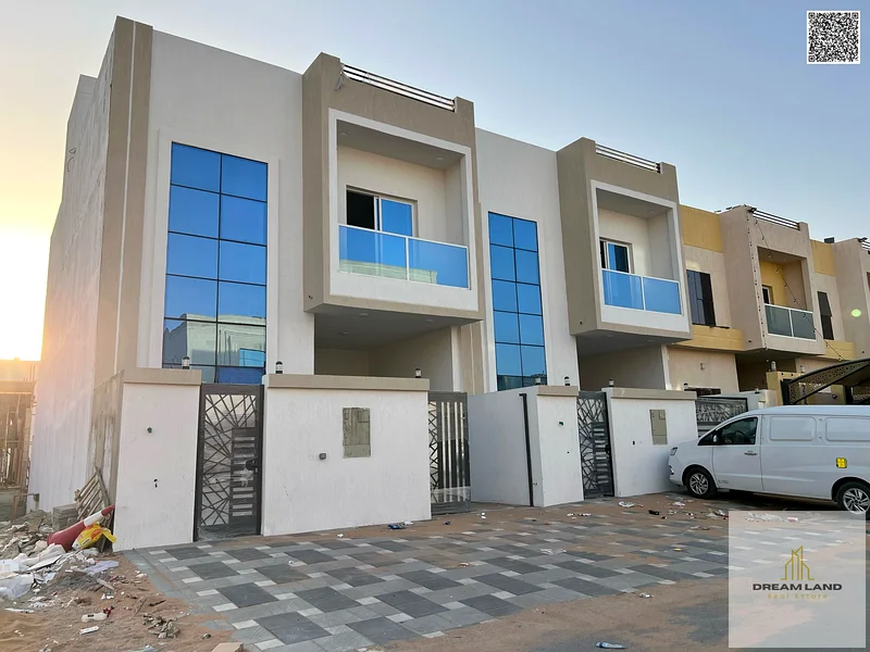 For sale directly from the owner, a super deluxe villa at an attractive price, with special finishes, 100% bank financing, and freehold.63892020671107111