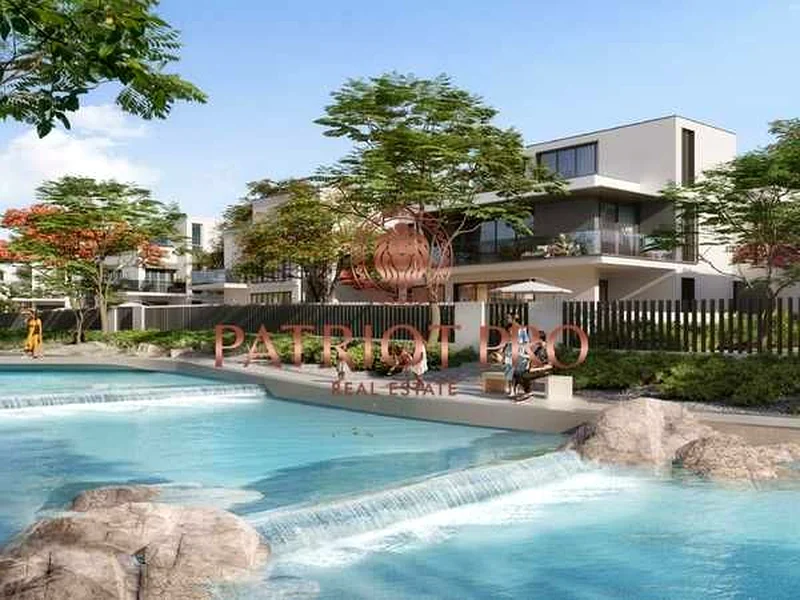 Lagoon-Facing | Spacious Premium Villa | Exclusive Location  High-End / Luxury Appeal63929581069698114