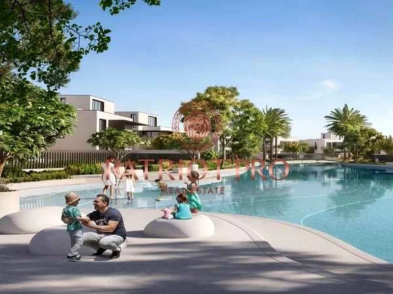 Lagoon-Facing | Spacious Premium Villa | Exclusive Location  High-End / Luxury Appeal63929581069698113