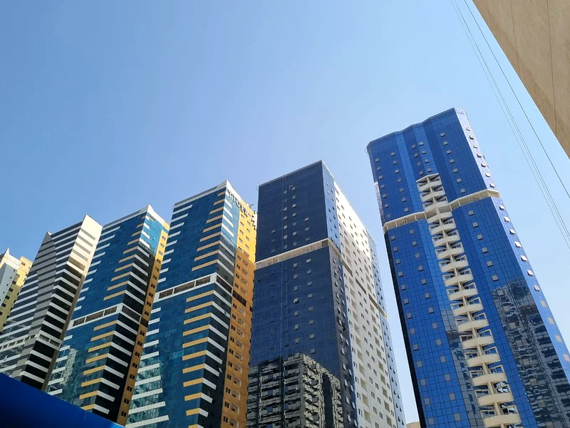 B NEW BUILDING - 900 SQ FT SHOP AVAILABLE FOR RENT BEHIND LAFFAH, NEAR NESTO, AL TAWUN AREA. GOOD FOR SUPERMARKET, RESTAURANT, CAFETERIA, LADIES SALON, LAUNDRY.63402806913538113