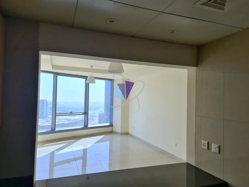 HOT DEAL! Splendid 2BR . Prime Location . Great Investment63846154135938110