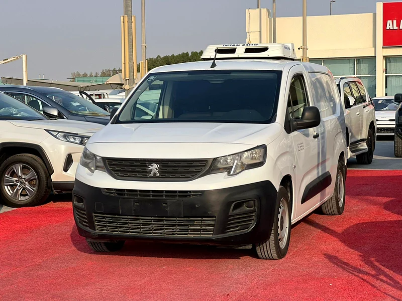 2022 | Peugeot Partner | Chiller | Manual | Ref#78463221302774017112