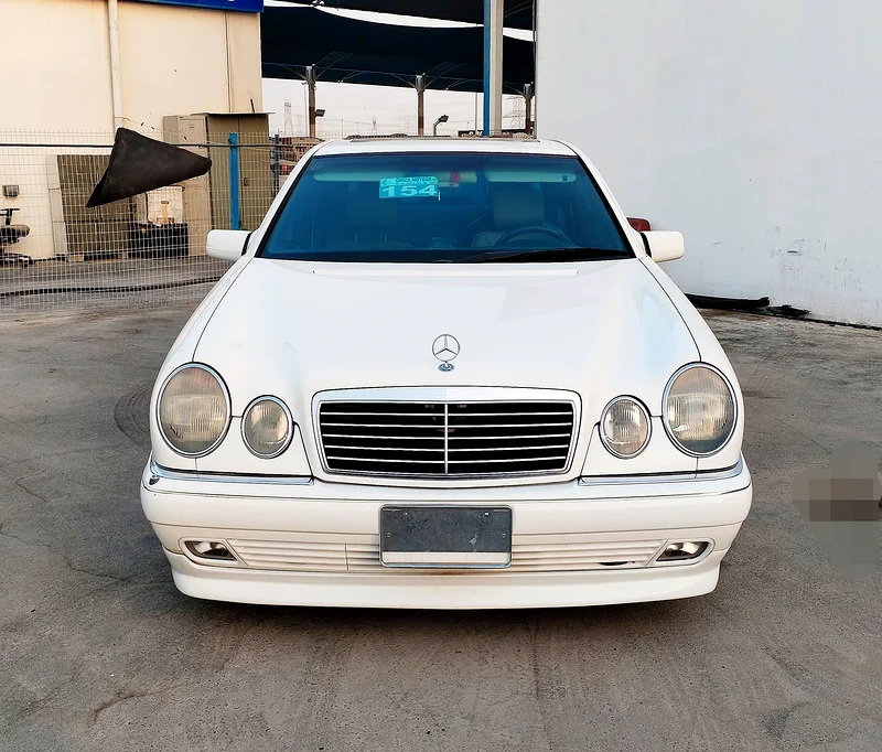 Mercedes Benz E320 model 1996, imported from Japan (clean title), in good condition63403201635843112