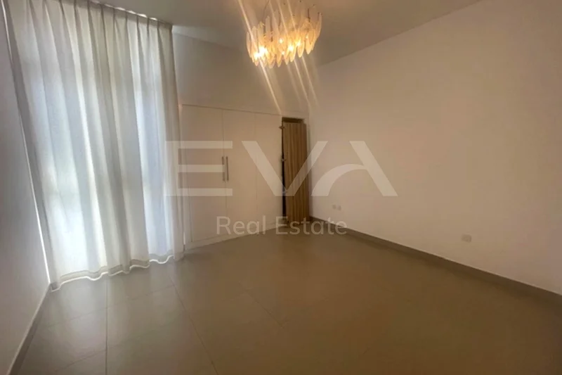 3 Bedroom | Upgraded | Single Row63730988793345113