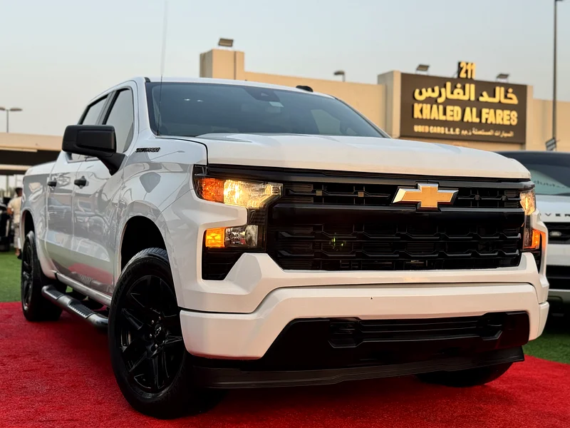 Chevrolet Silverado Custom 2022 in agency condition with an excellent offer price.63397395292930111