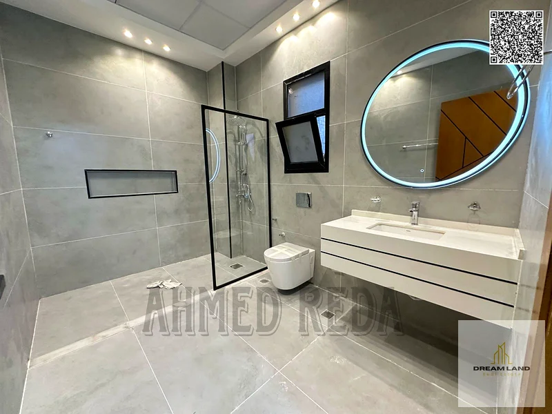 اغتنم الفرصة الآن لامتلاك فيلا فاخرة بتصميم عصري ومواصفات عالية الجودة في واحدة من أكثر المناطق السكنية تميزًا بسعر63891577413506113