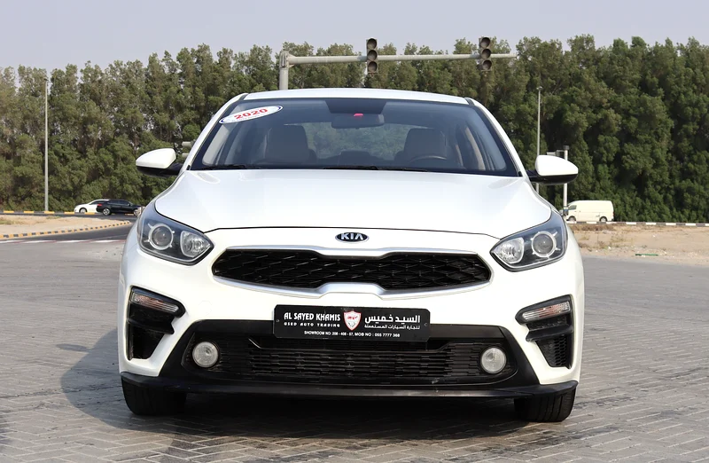 Kia Cerato 2020 model, Gulf version, excellent condition, no accidents, mileage 94,000 km, with 1600 cc engine, price 3600 AED63398620060803111