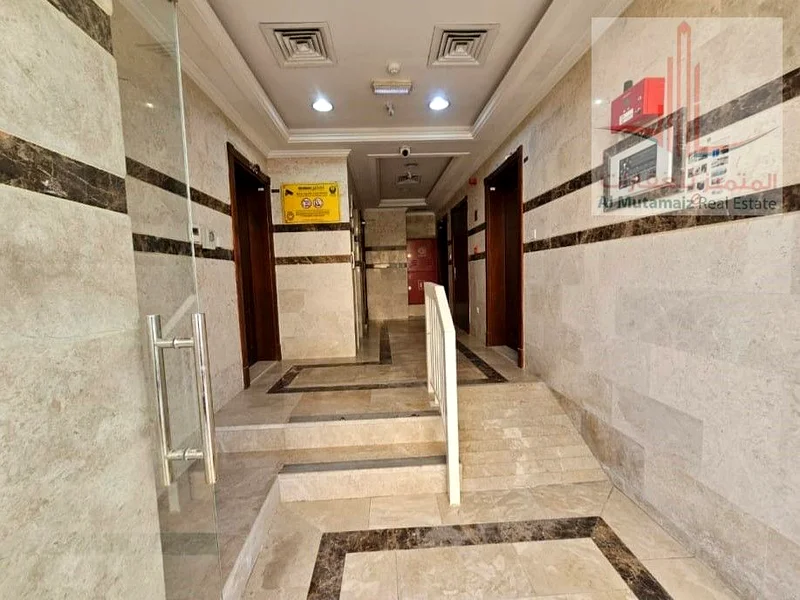 building for sale in bustan 1.863867157214465114