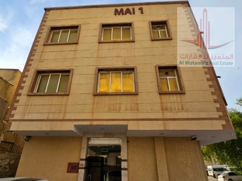 building for sale in bustan 1.863867157214465112