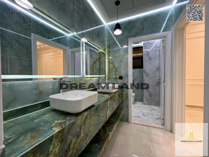 Own your dream villa and invest in a sophisticated style in a luxurious villa in the heart of Al Helio, at a price including fees.63893559755650114