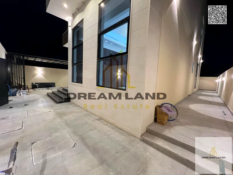 Own your dream villa and invest in a sophisticated style in a luxurious villa in the heart of Al Helio, at a price including fees.63893559755650111
