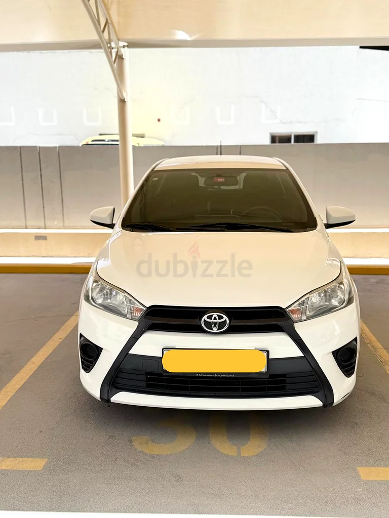 Toyota Yaris Bought directly from Toyota. 3 keys books all available63399944810370111