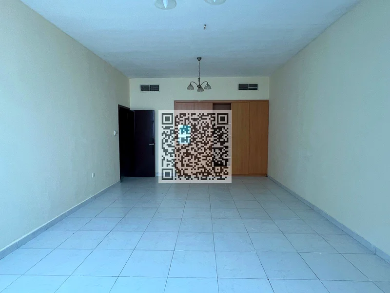 مساحة كبيرة | 2 بHK | 3 شرفات | خزانة مدمجة | مطبخ مغلق | أبراج فالكون63720327905026113