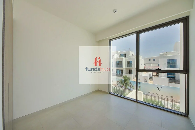 Single Row | Ready To Move | Brand New63947086698241114