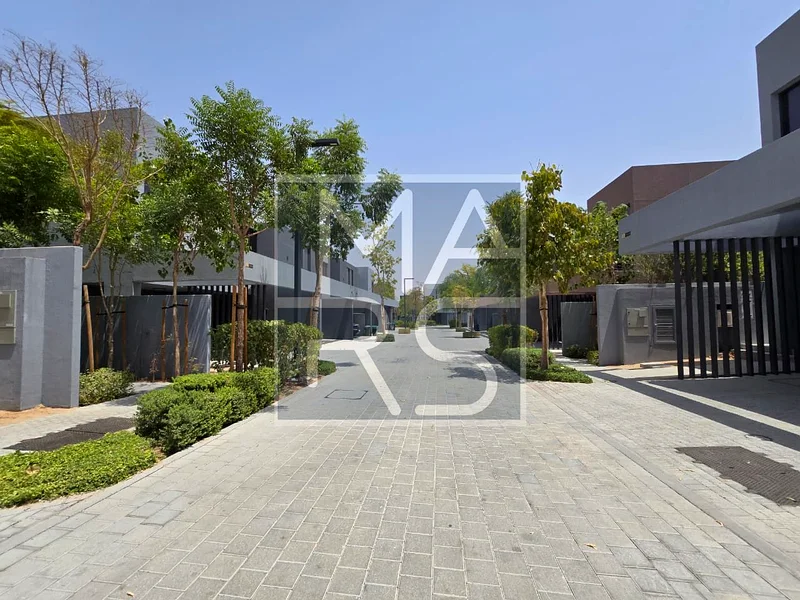 🔥Hot Deal! 2BHK Smart Townhouse for Rent🔥63404871518465111