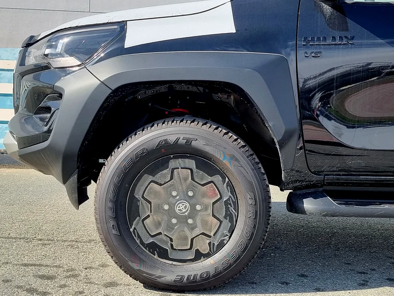 HILUX V6 GR-S / G1 202463401314132353114