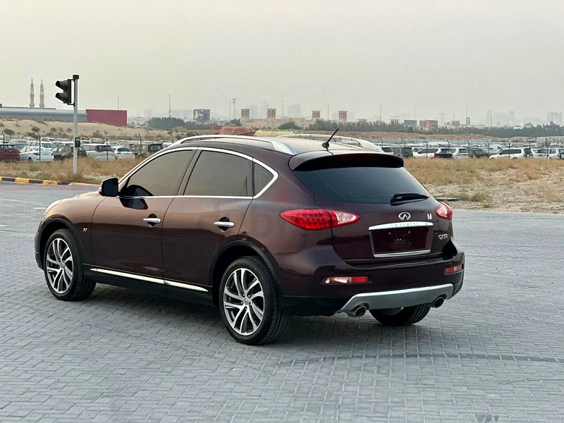 إنفيني QX50 2017 – الأعلى فئة | أحمر كرز | مواصفات دول مجلس التعاون الخليجي | حالة ممتازة63398577021825112