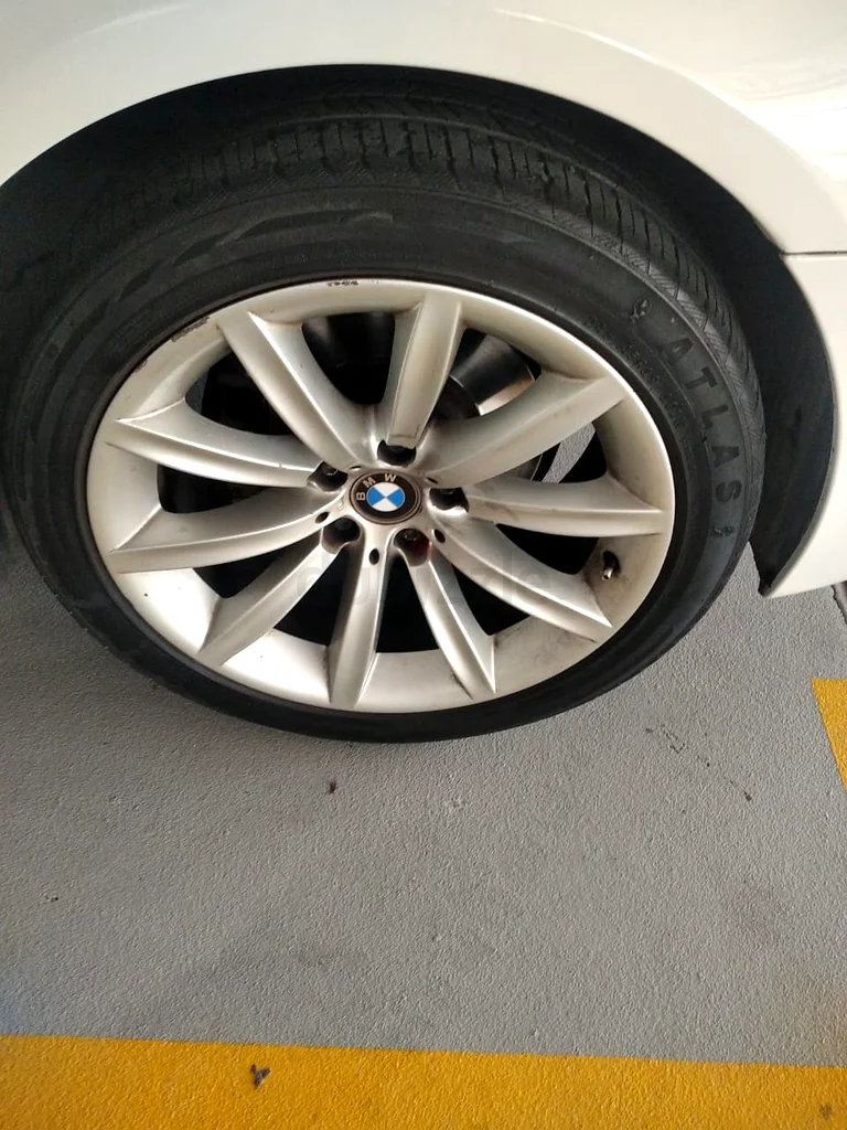 سيارة BMW 730Li لعام 2008 معروضة للبيع63410251881985113