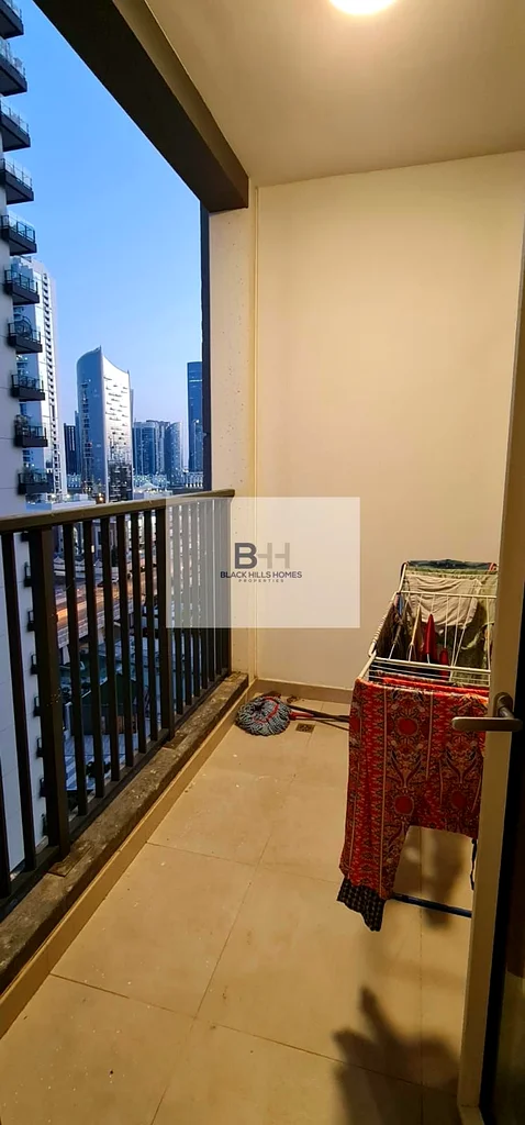 غرفتا نوم | إطلالة بحرية جزئية | موقع متميز63844789305475113