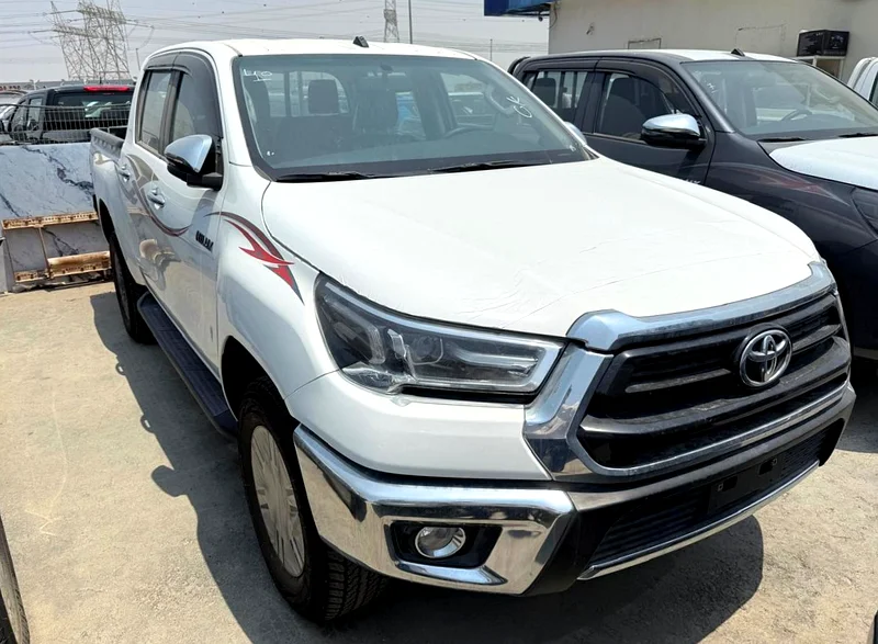Toyota Hilux SR5 2.7L 2025 AT DC White Petrol (Export Only)63401311081475111