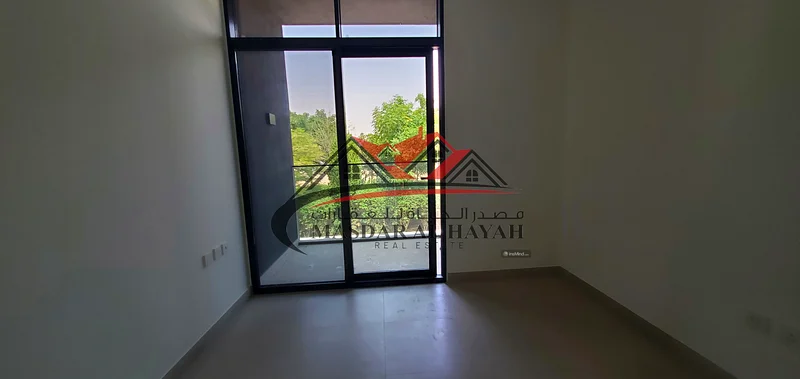 Luxurious Elegant 4BR Townhouse for Rent in Masar Rubinia63654747044097114