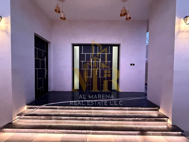 Villa for sale directly from the owner near the mosque, including all fees, ready for handover, built to the highest quality standards with a large bu63893447664643113