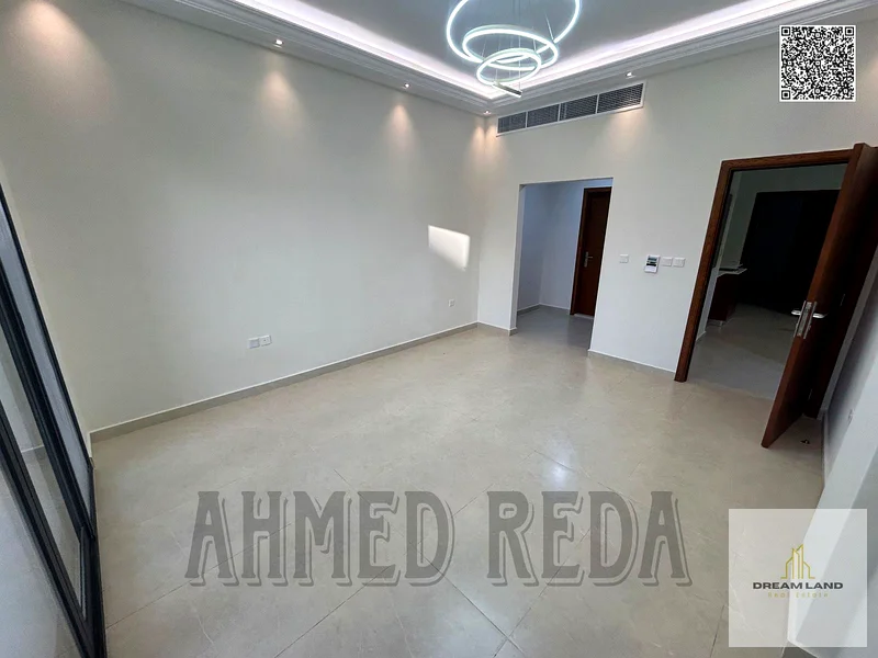 A large townhouse, including electricity, water and air conditioning fees, two floors, stone facade, central air conditioning, with the possibility of63877378200067114
