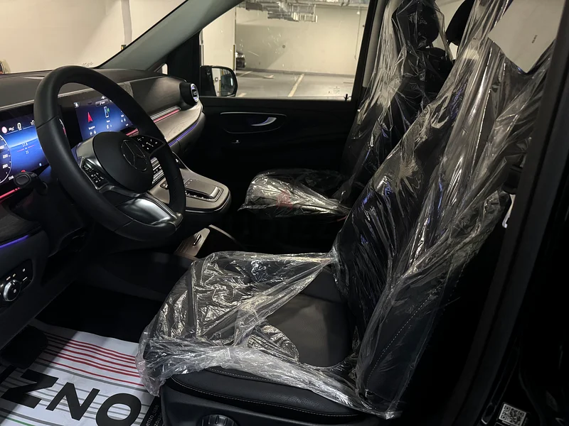 Mercedes-Benz V300 Avantgarde 2025 GCC63399921853827114