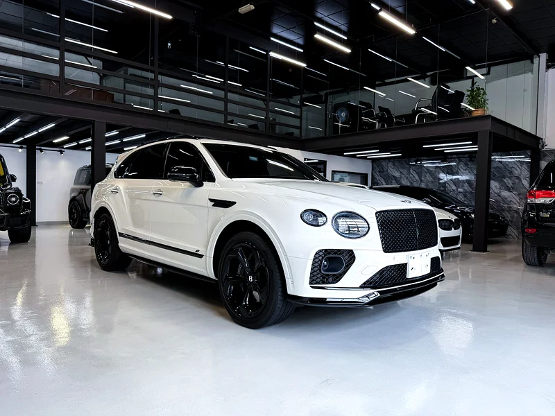 2023 بنتايجا V8 S | إصدار أسود | نظام صوتي بنتلي المميز | فقط 9,000 كم634906959531541117
