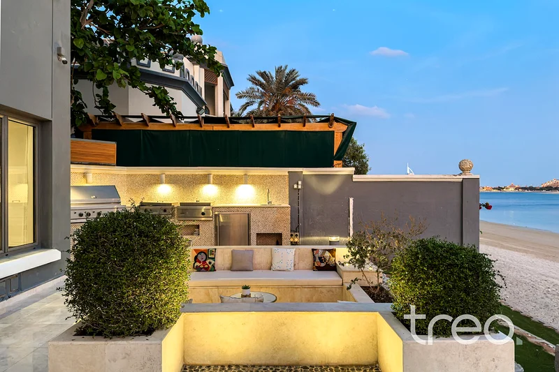 Upgraded | Available now | Furnished63654982617859112