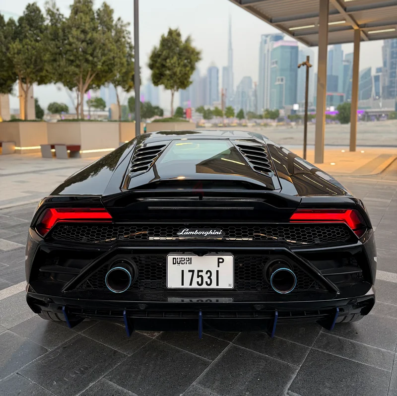 Huracan EVO / Forged Carbon / Low mileage63490820296066114