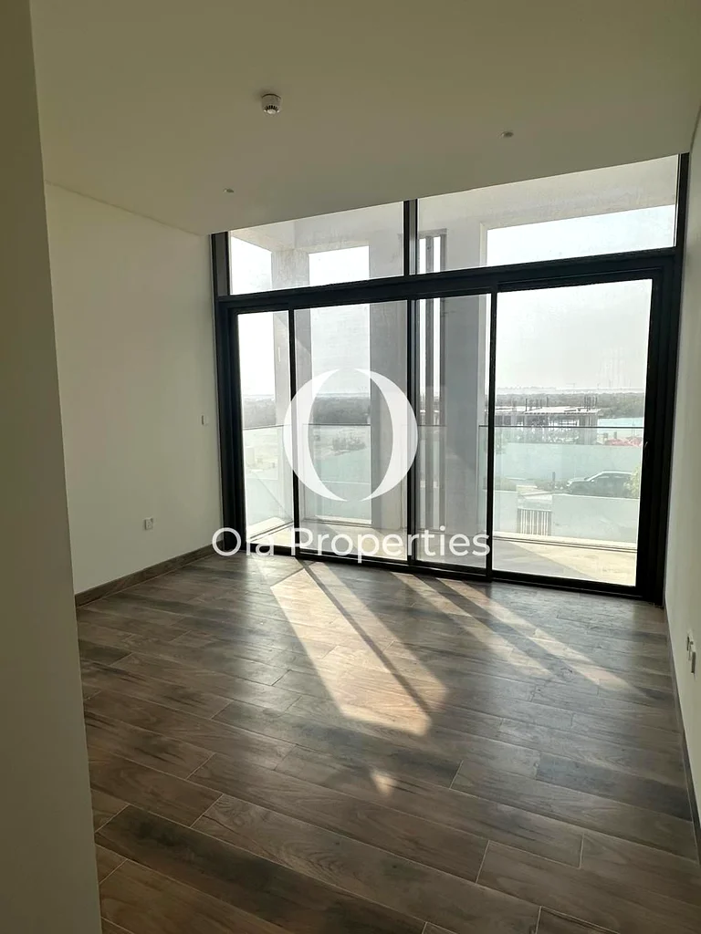 Luxury & Spacious 5BR Villa | Large Plot | Ready to Move63839669824643114