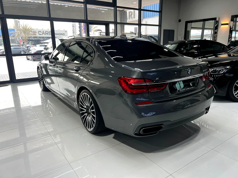 BMW 750 Li---Fully Loaded---Original Paint----Zero Accident----Under Warranty63411930809089114