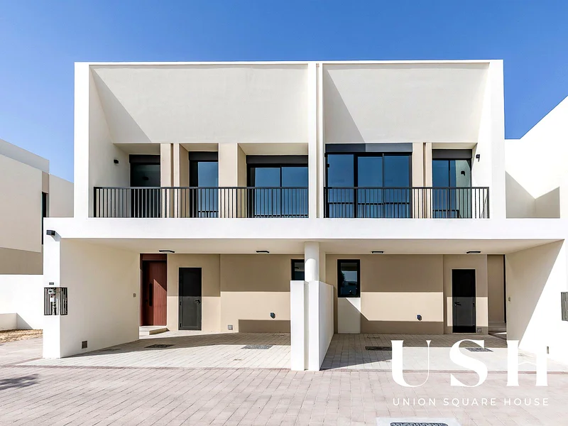Exclusive 4BR|Single Row |Brand New|Prime Location63737083431938110